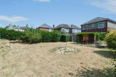 2 bedroom flat for sale, Kemp Road, Bournemouth