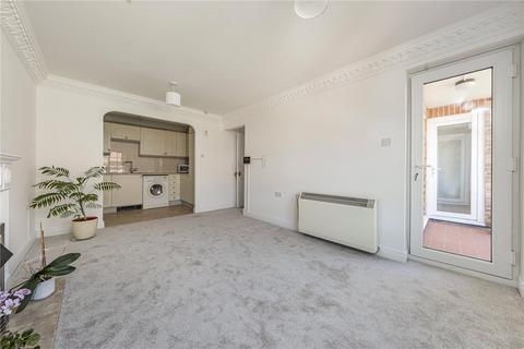2 bedroom apartment for sale, Northumbria Court, Richmond