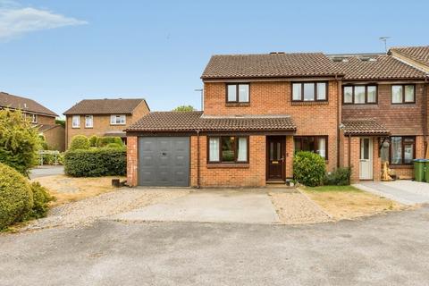3 bedroom end of terrace house for sale, Charrington Way, Broadbridge Heath, Horsham, West Sussex, RH12