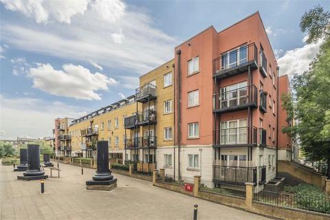 Candle Street, London E1
