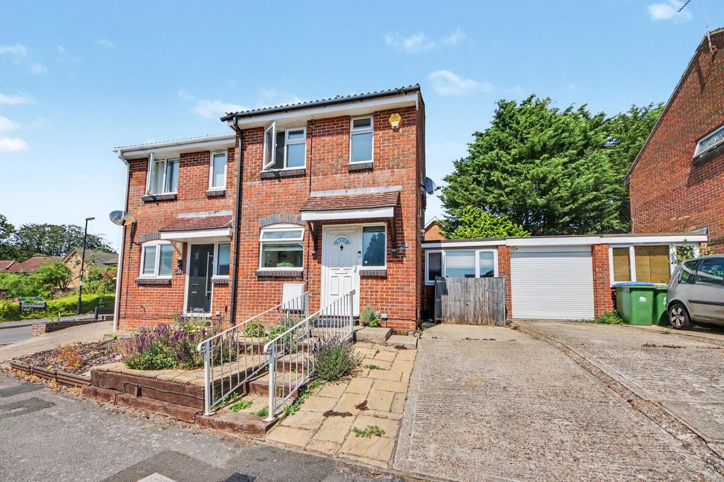 House in Southampton, Townhill Park - View 3