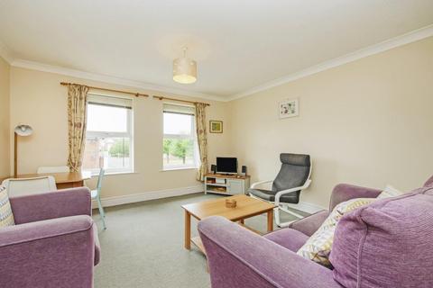 2 bedroom apartment for sale, Nicholas Gardens, York