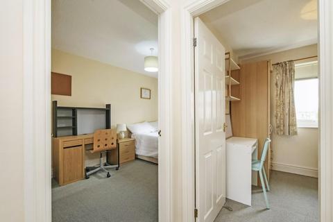 2 bedroom apartment for sale, Nicholas Gardens, York