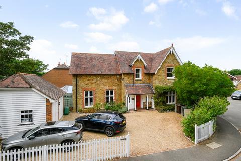 4 bedroom detached house for sale, Haslewood Close, Smarden, Ashford, Kent, TN27
