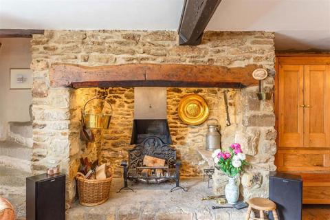 3 bedroom cottage for sale, Church Street, Burton Bradstock, Bridport, Dorset, DT6 4QS