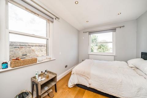 2 bedroom flat to rent, Glenarm Road, London E5