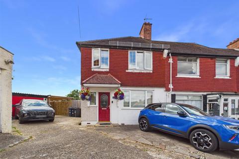 Parkside Gardens, Coulsdon CR5