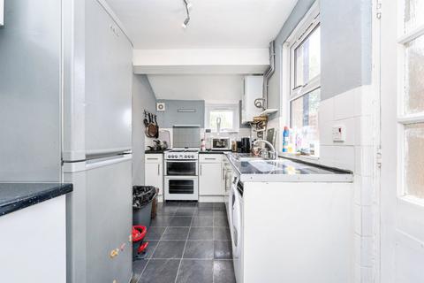 2 bedroom terraced house for sale, Cardiff Road, Watford