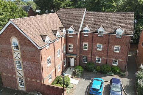 undefined, Old College Road, Newbury, RG14