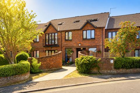 1 bedroom apartment for sale, St. Augusta Court, St. Albans AL3