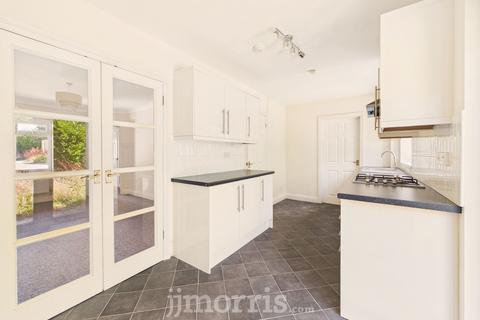 4 bedroom detached house for sale, Tudor Gardens, Merlins Bridge, SA61