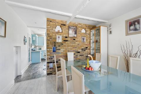4 bedroom house for sale, Cragg Avenue, Radlett WD7