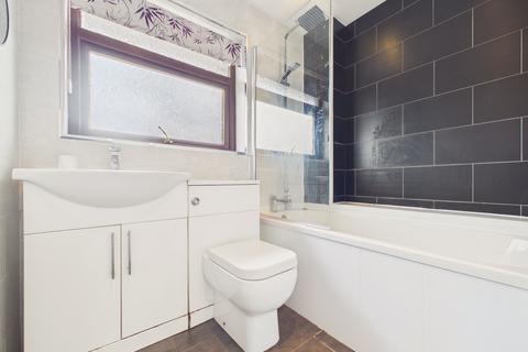 3 bedroom end of terrace house for sale, West Crescent, Gateshead, NE10