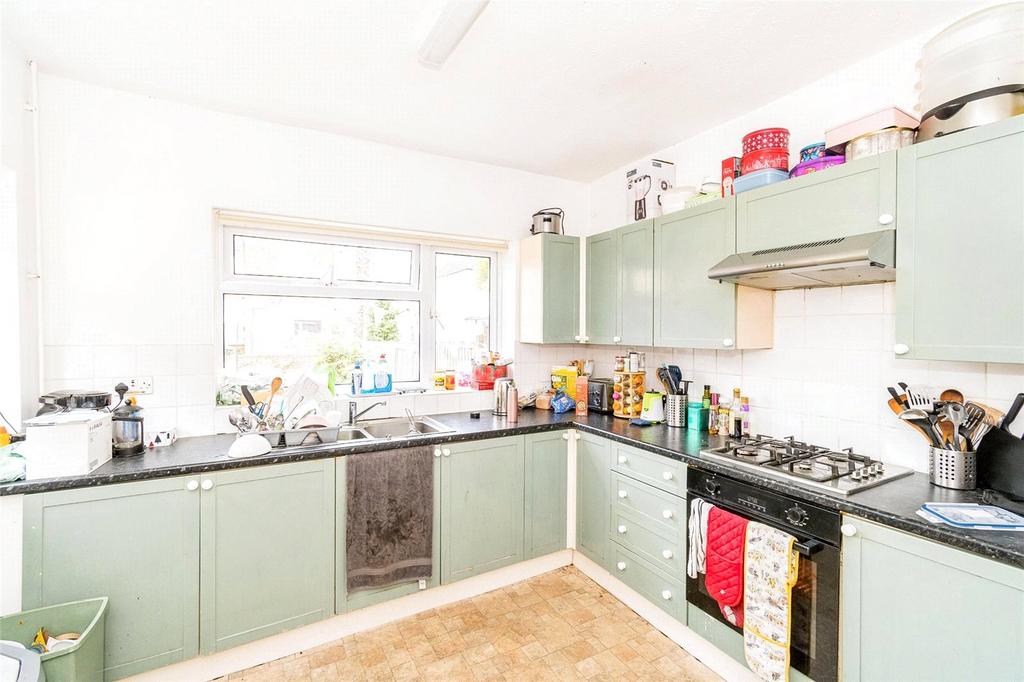 House in Southampton - View 3
