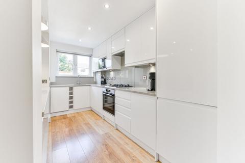 4 bedroom semi-detached house for sale, Dinsdale Gardens, Selhurst, London, SE25