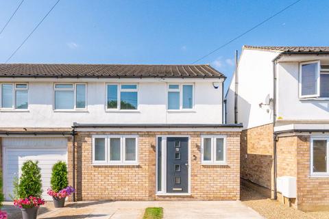 4 bedroom semi-detached house for sale, Dinsdale Gardens, Selhurst, London, SE25