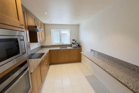 Wilcox Close, Borehamwood