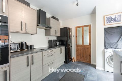 3 bedroom semi-detached house for sale, Justin Close, Porthill, Newcastle-under-Lyme