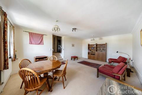 3 bedroom duplex for sale, The Park, Cheltenham, Gloucestershire
