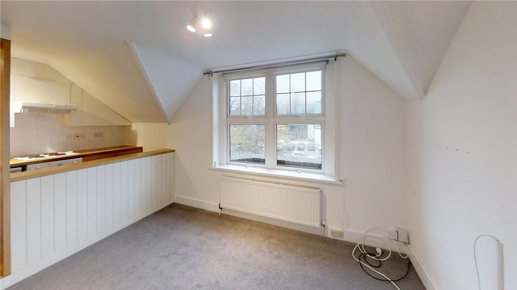 Apartment in Guildford, Surrey - View 2