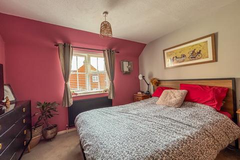 2 bedroom flat for sale, Rue de Bayeux, BATTLE, TN33