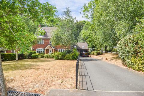 6 bedroom detached house to rent, The Dingle, Doseley