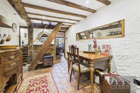 3 bedroom end of terrace house for sale, Northbridge Street, Robertsbridge