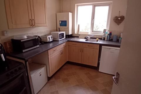 2 bedroom flat to rent, Hedon Road, Hull, HU9