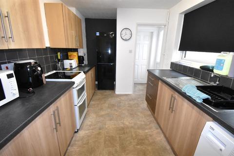 2 bedroom terraced house to rent, Rosmead Street, Hull, HU9