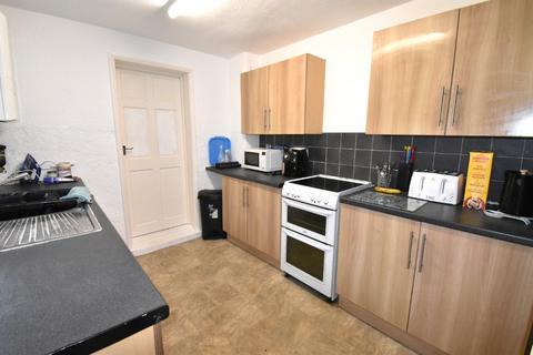 2 bedroom terraced house to rent, Rosmead Street, Hull, HU9