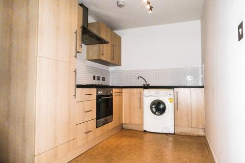 2 bedroom flat to rent, Spring Street, Hull, HU2