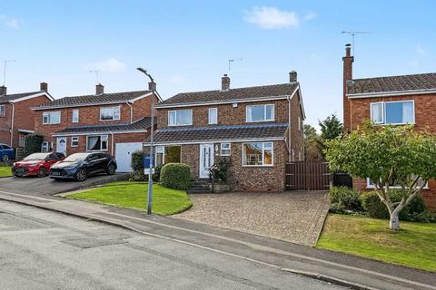 4 bedroom detached house for sale, 5 Greenway, Braunston, NN11 7HP
