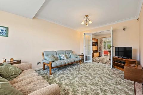 4 bedroom detached house for sale, 5 Greenway, Braunston, NN11 7HP