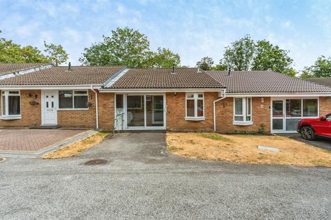 2 bedroom terraced bungalow for sale, Windsor Gate, Eastleigh