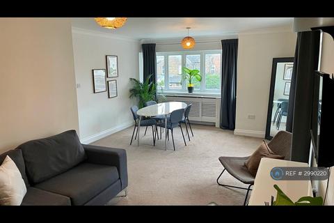 2 bedroom flat to rent, Hodge Court, Chelmsford, CM1