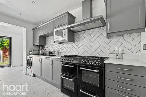 4 bedroom detached house to rent, Beeleigh Link, CHELMSFORD