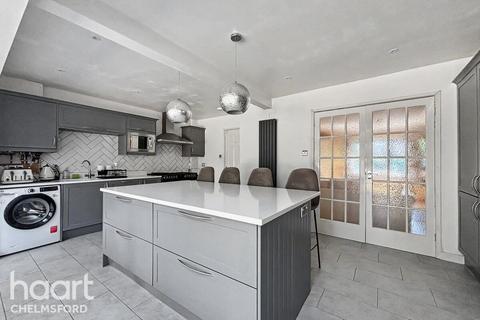 4 bedroom detached house to rent, Beeleigh Link, CHELMSFORD