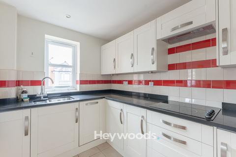 3 bedroom flat for sale, High Street, Wolstanton, ST5