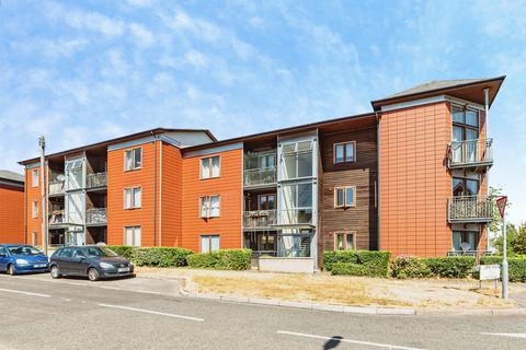 2 bedroom ground floor flat for sale, Southview Mews, Basingstoke