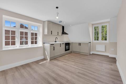 2 bedroom flat for sale, Kent Road, Orpington BR5