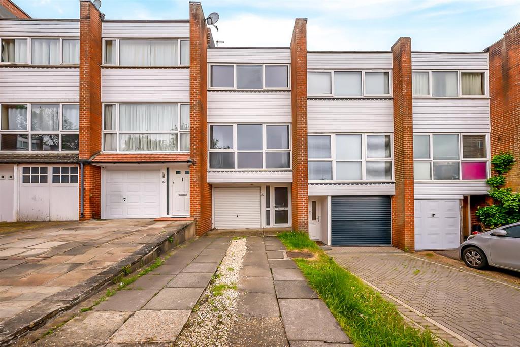 House exterior, garage