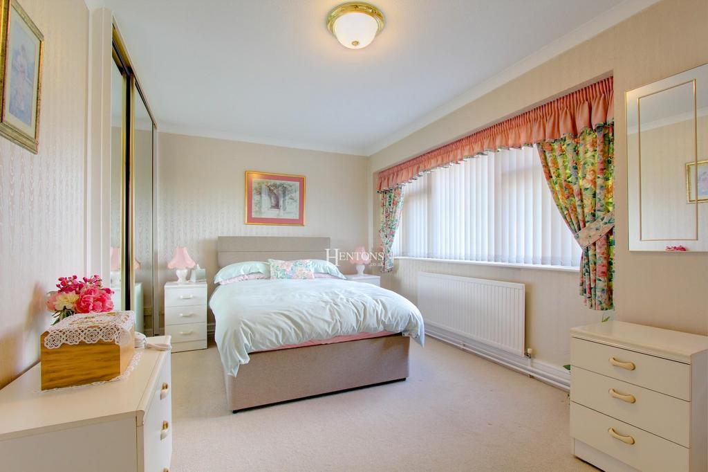 Apartment in Cardiff, Lakeside, Cyncoed - More