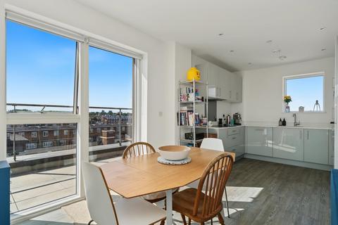 1 bedroom apartment for sale, Matthias Road, London, N16