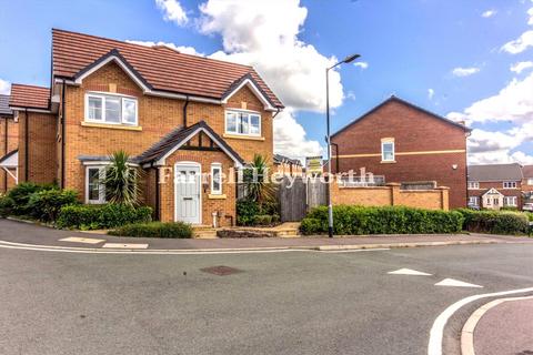 3 bedroom house for sale, Middlewich Close, Bolton BL6