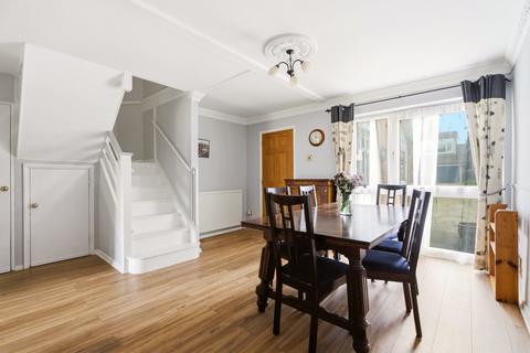 4 bedroom detached house for sale, Hyburn Close, St. Albans AL2