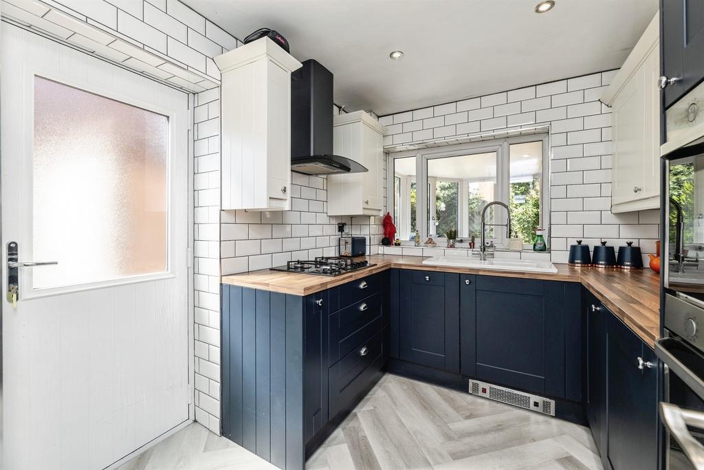House in Leeds, Morley - View 3