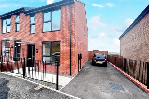 2 bedroom semi-detached house to rent, The Circle, SHEFFIELD