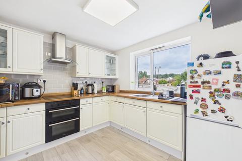 2 bedroom apartment for sale, Spring Gardens, Bourne End, Buckinghamshire, SL8
