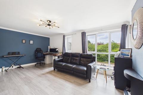 2 bedroom apartment for sale, Spring Gardens, Bourne End, Buckinghamshire, SL8