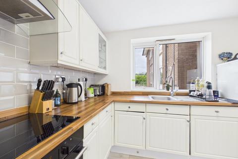 2 bedroom apartment for sale, Spring Gardens, Bourne End, Buckinghamshire, SL8